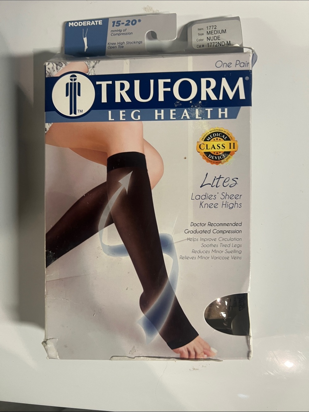 Truform Lites Ladies Sheer Knee Highs - Nude (Medium)